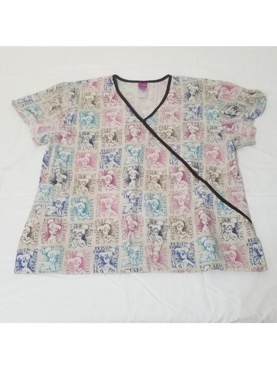 Disney Tops - DISNEY scrub size‎ L